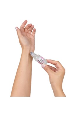 Afrodis Perfume Oil: The Essence of Feminine Seduction in Roll-On