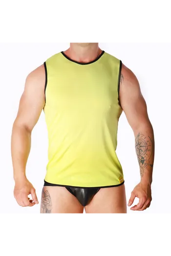 Red Macho T-Shirt - Sporty Cut and Lightweight Material