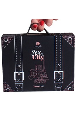 Romantic Travel Kit: Spice Up Your City Adventures