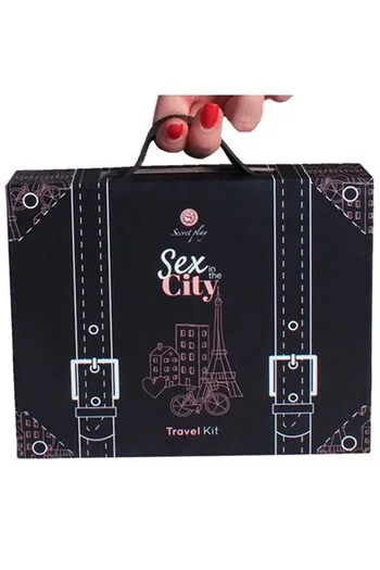 Kit Viaggio Romantico: Giochi e Passione in Città