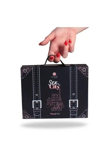 Kit Viaggio Romantico: Giochi e Passione in Città