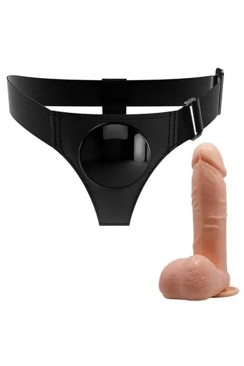 Dildo con Cinturino Realistico - Sessione di Puro Piacere | Pretty Love