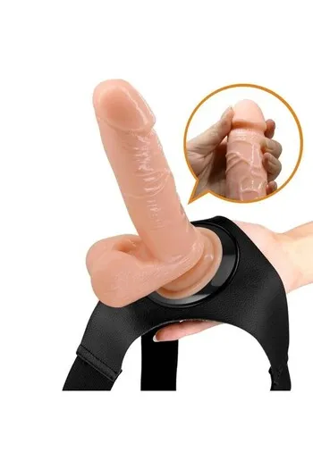 Dildo con Cinturino Realistico - Sessione di Puro Piacere | Pretty Love