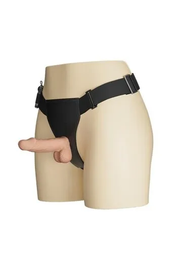 Adjustable Harness for Women with Realistic Penis | Unique Intimate Experiences