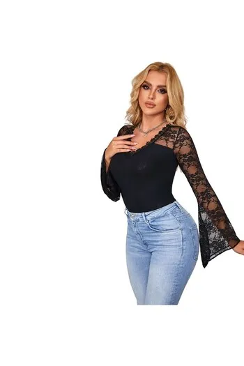 Lingerie Sublime: Eleganza e Seduzione Estrema