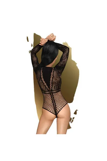 Penthouse Lingerie: Collezione Sensuale e Sostenibile - Scopri il Lusso