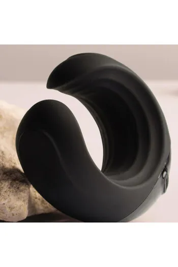 Rocks-Off Echo: Ergonomic Male Vibrating Masturbator Designed for Ultimate Pleasure