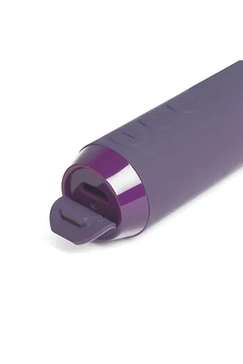 Bullet Vibrator with Finger Sleeve - Rechargeable and Waterproof Sex Toy