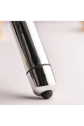 RO-80 Chrome Rocks-Off: Bullet Vibratore Compatto e Potente per Piacere Intenso