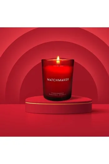 Vela di Massaggio con Feromoni MATCHMAKER - Esperienza Sensuale e Idratazione Naturale