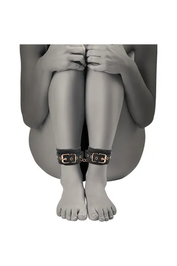 Bracciali BDSM in Pelle Vegana con Metallo Senza Nichel