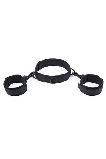 Set Fetish OHMAMA: Collare, Manette e Hogtie in Nylon di Alta Qualità
