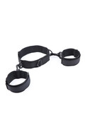 Set Fetish OHMAMA: Collare, Manette e Hogtie in Nylon di Alta Qualità