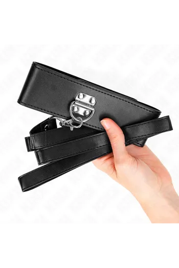 Collari e Collari con Guinzaglio: Eleganza e Controllo