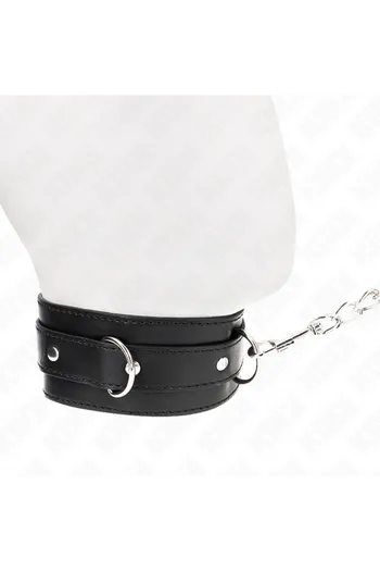 Collari e Collari con Guinzaglio: Eleganza e Controllo