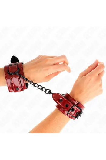 BDSM Wrist Cuffs: Style, Comfort and Control