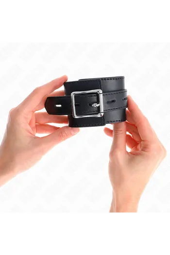 Cinturini da Polso BDSM: Stile, Comfort e Controllo