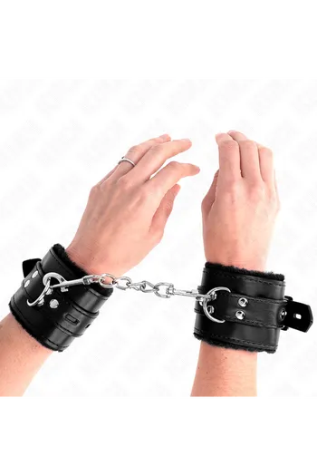 Fascette BDSM: Stile, Comfort e Controllo in Ogni Sessione