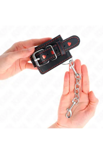 Manette BDSM KINK: Stile, Comfort e Controllo
