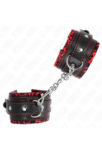 BDSM Wrist Cuffs: Style, Comfort and Control