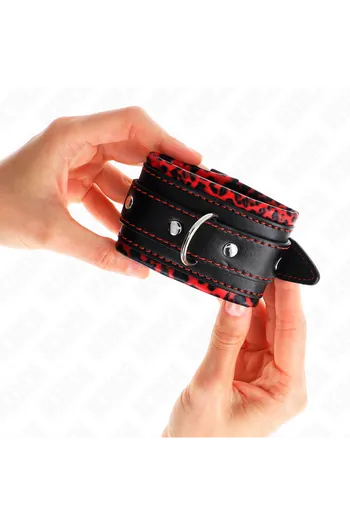 BDSM Wrist Cuffs: Style, Comfort and Control