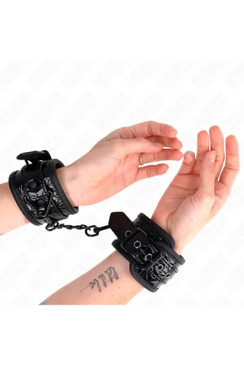 KINK Wrist Restraints: Style, Comfort, Control