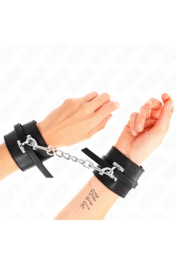 BDSM Wrist Cuffs: Style, Comfort and Control in Every Session
