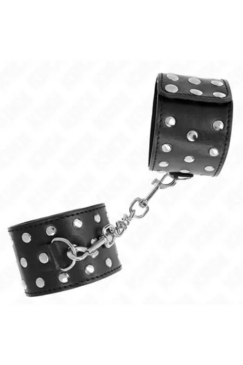 BDSM Wrist Cuffs: Style, Comfort and Control