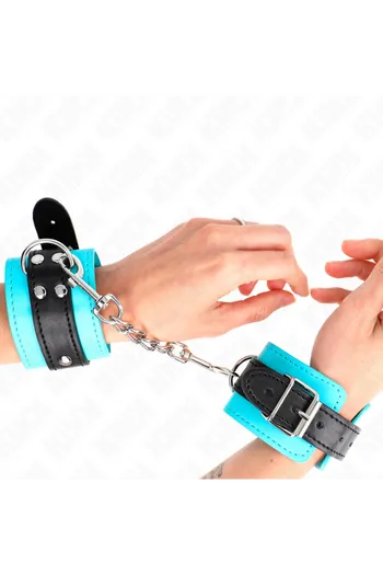 BDSM Wrist Cuffs: Style, Comfort and Total Control