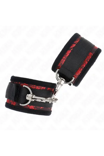 Manette BDSM: Stile, Comfort e Controllo in Ogni Sessione