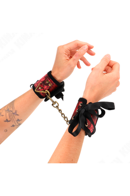 Cinturini da Polso BDSM: Stile, Comfort e Controllo