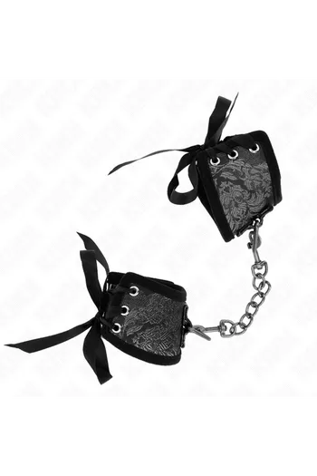 Manette BDSM: Stile, Comfort e Controllo in Ogni Sessione