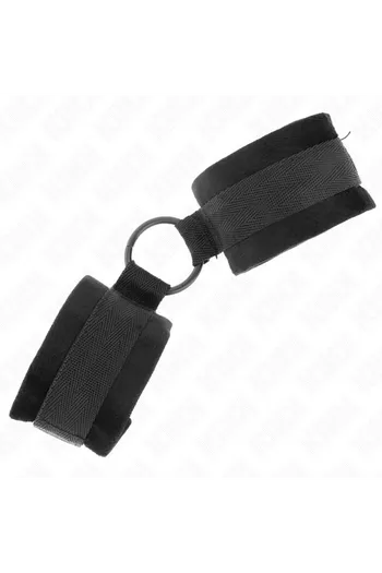 Manette BDSM: Stile, Comfort e Controllo in Ogni Sessione