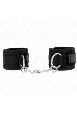 BDSM Wrist Cuffs: Style, Comfort and Control