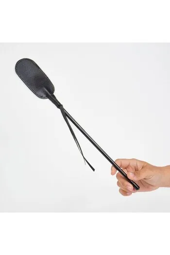 Frusta in Pelle Vegana Leggera e Resistente