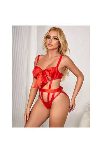 Sublime Lingerie: Extreme Elegance and Seduction