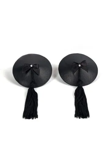 Burlesque Pasties: Reusable Self-Adhesive Nipple Covers for a Sensual and Seductive Look