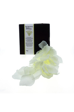 Vanilla Scented Petals with Aphrodisiac Fragrance - 100 Romantic Petals